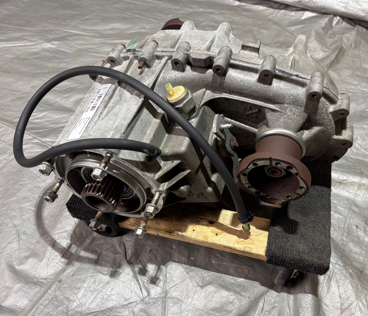 2012-2018 Jeep Wrangler JK Automatic Transfer Case Assembly / 73K JK018 - Image 2